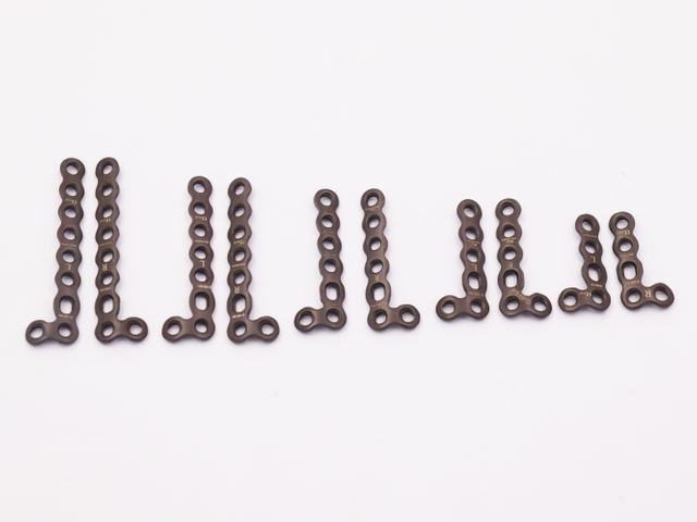 popular decorative Orthopedic implants interventional materials mini trauma plates of titanium