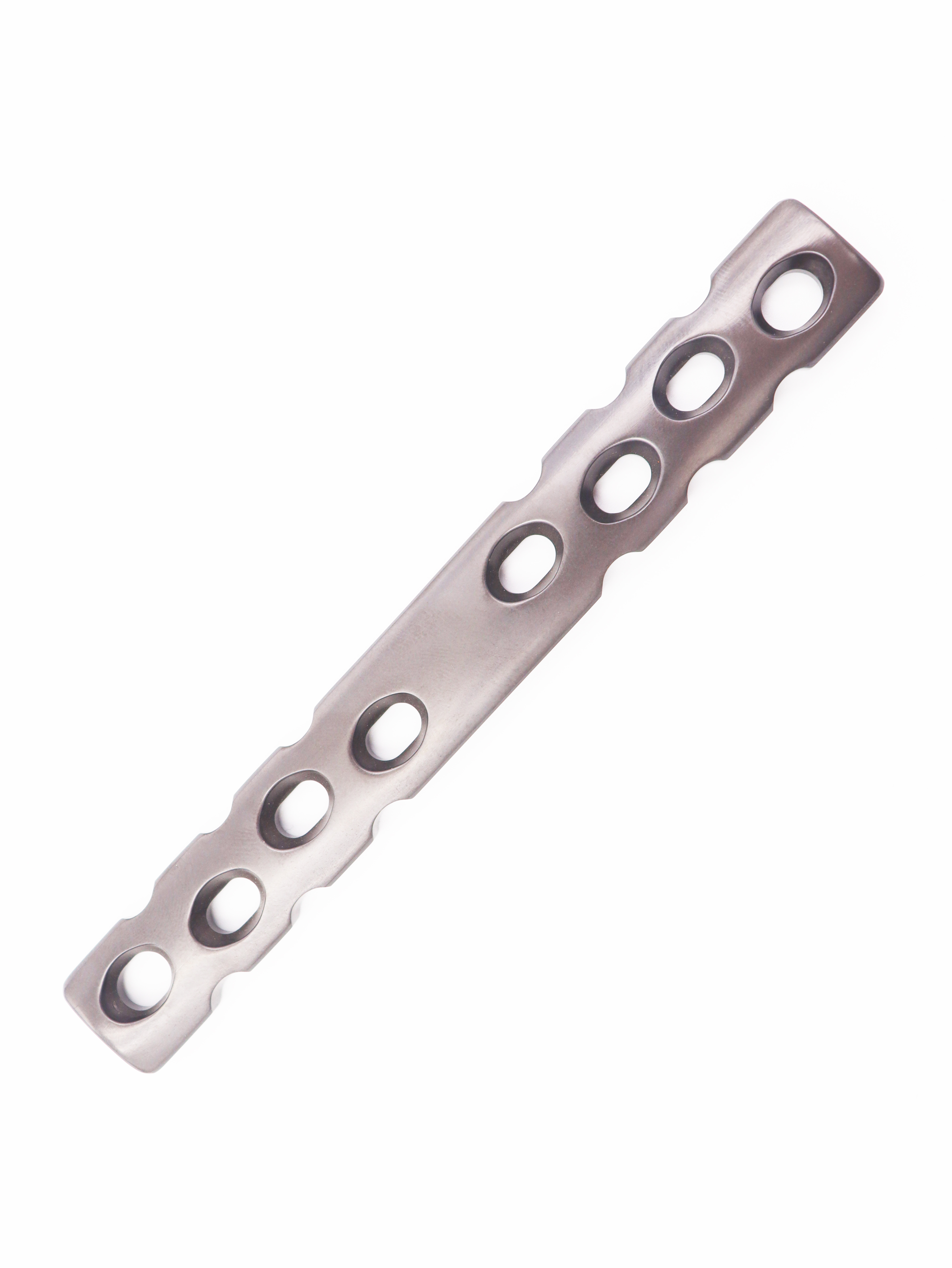 Interventional materials Orthopedic implants Dynamic Compression Plate of pure titanium or stainless steel