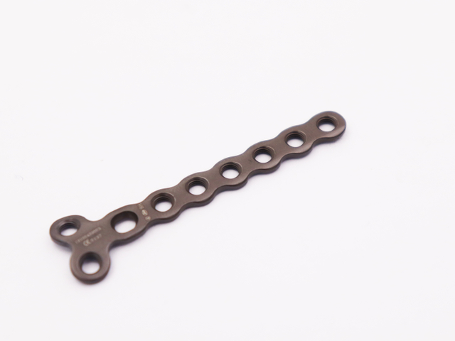 Titanium Orthopedic surgical Implants 2.5 T-type Locking Plate for metacarpus