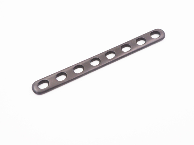 Interventional materials Orthopedic implants LC-DCP Humeral Plate for humerus of pure titanium