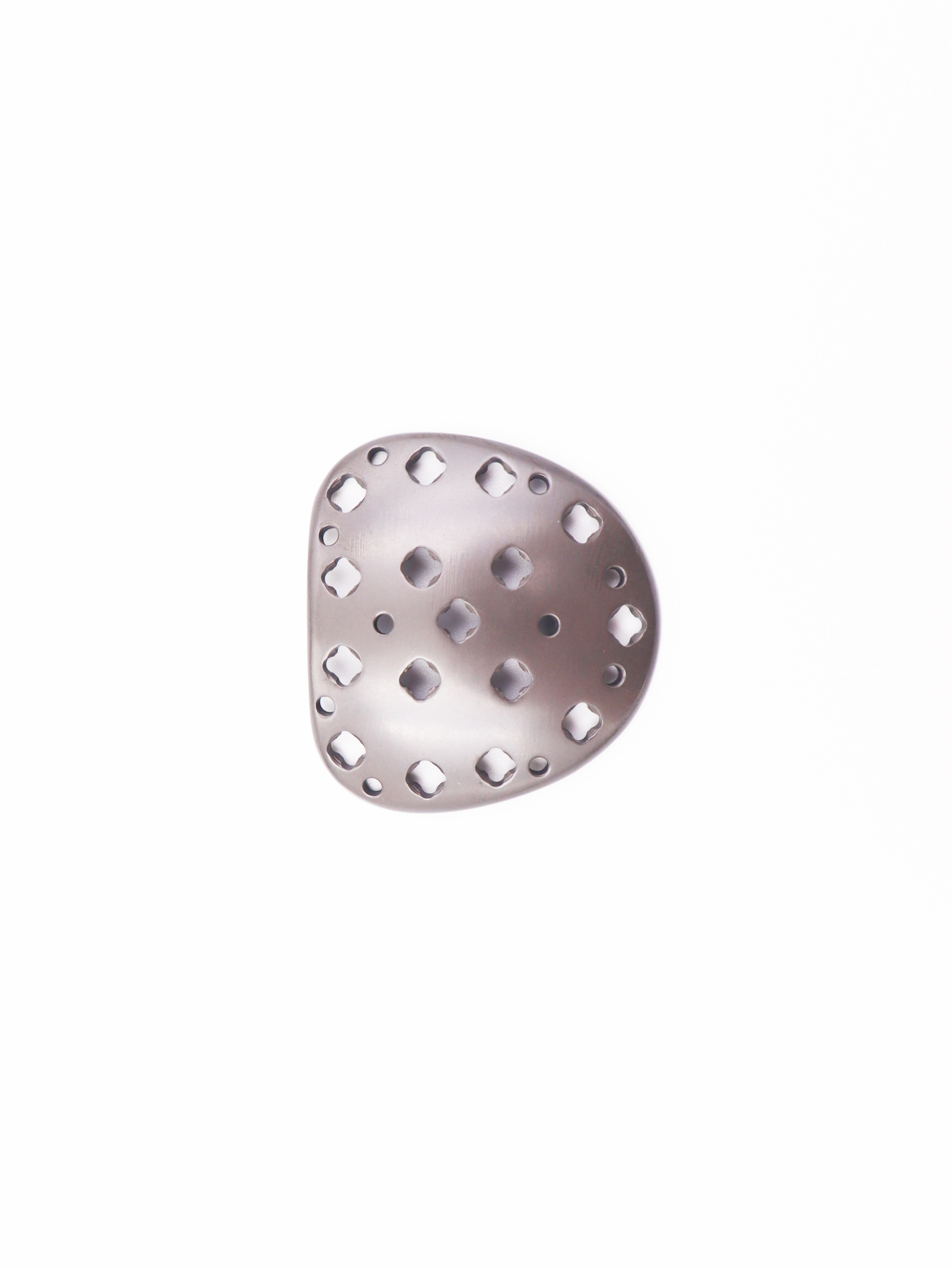 Jinlu Medical Interventional materials Orthopedic implants Multi-axial patella Locking Plate of titanium