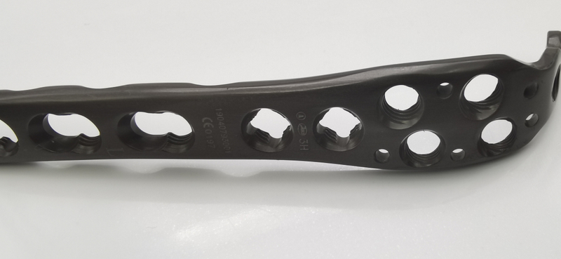 Interventional materials Orthopedic Implants Multi-axial Proximal Ulna Locking Plate of pure titanium for left and right